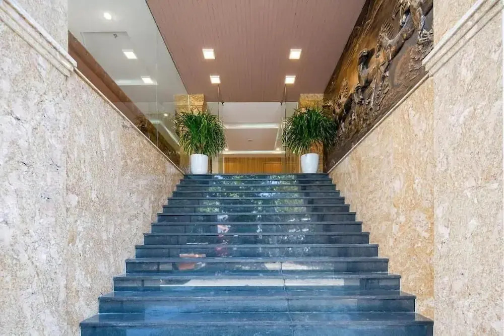 Lotus Rock Hotel DN - by BAY LUXURY