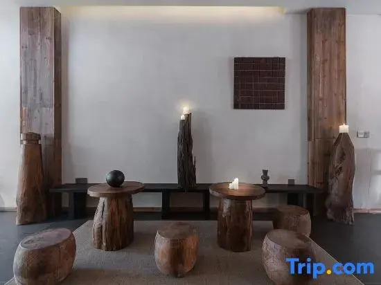 Jianhe · Wabi-Sabi Aesthetic Designer Homestay