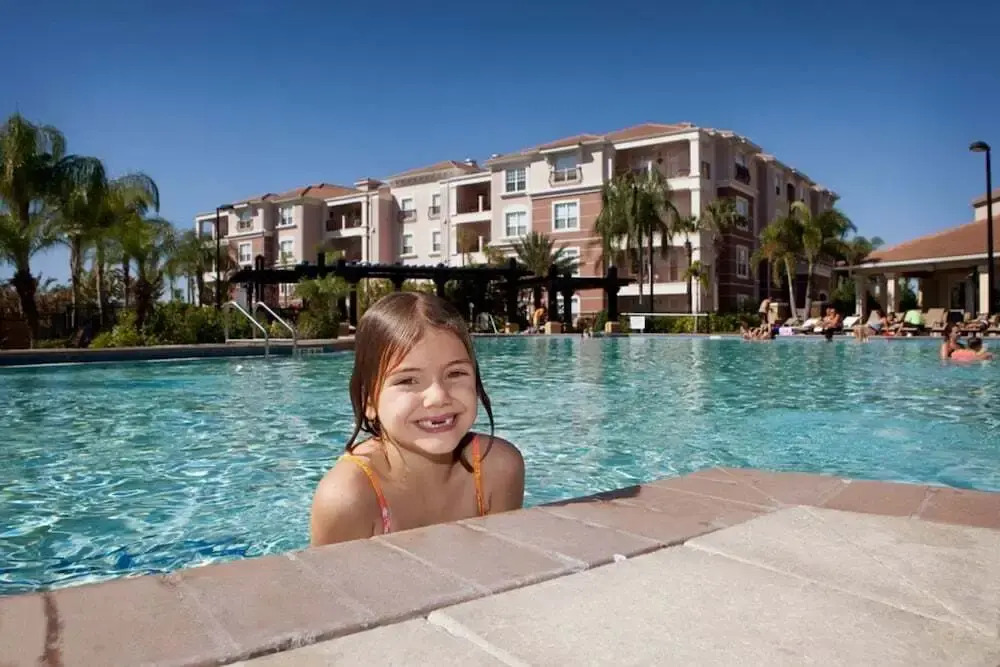 Vista Cay 3 BR Condo Large Balcony - NPM 8841