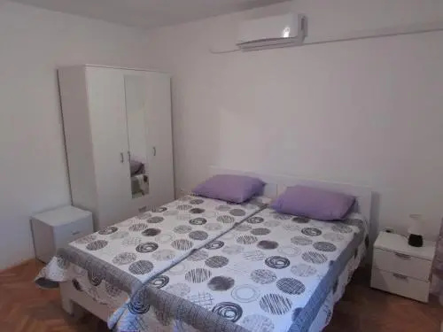 Room Bioci