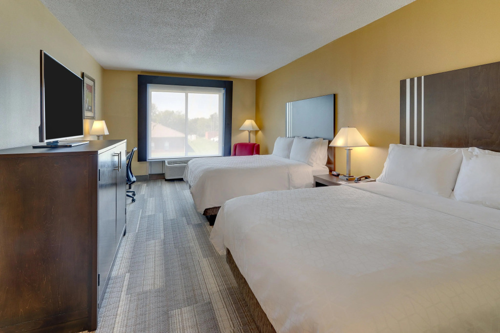 Holiday Inn Express & Suites Richmond by IHG