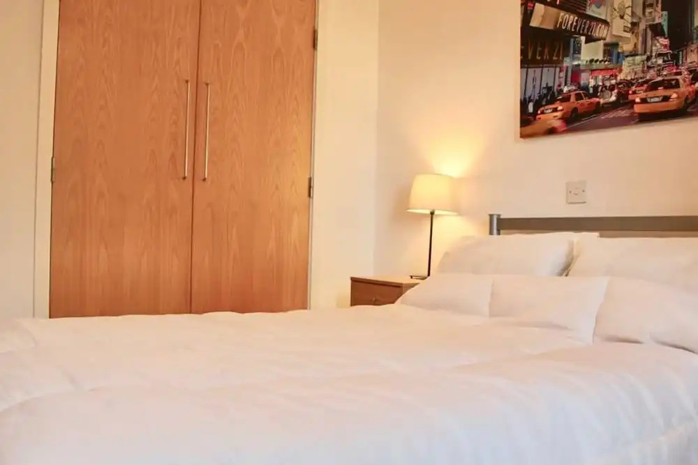 Spacious 2 Bedrooms Apartment in Strada Complex