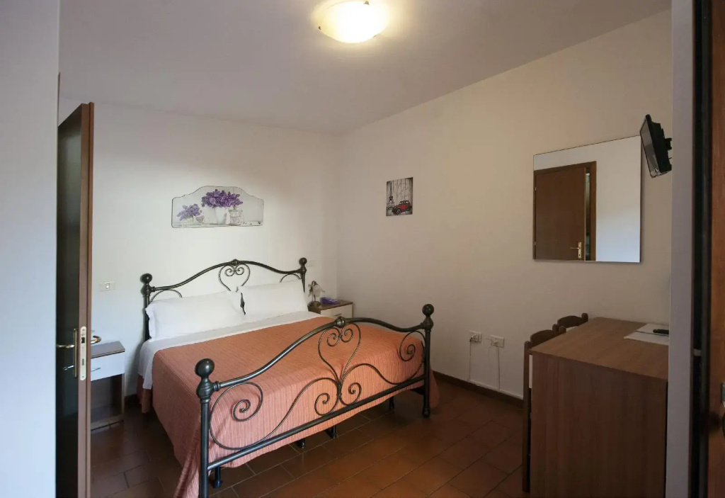 Hotel Athena