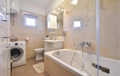 Four Bedroom Holiday Home in Split
