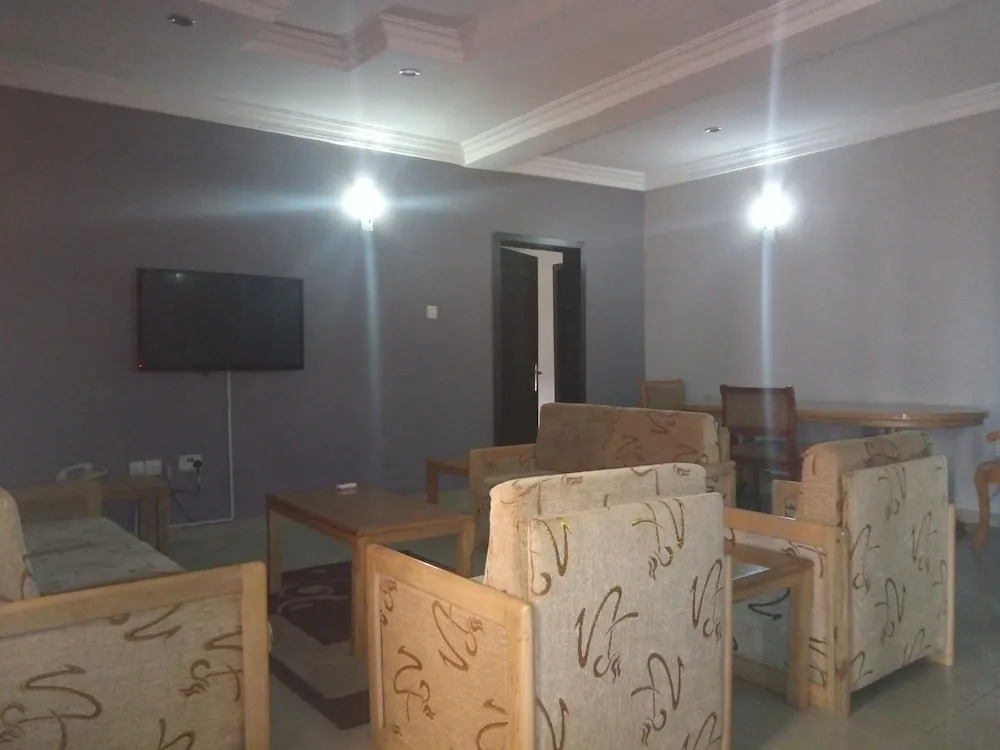 Junbic Apartment and Suites