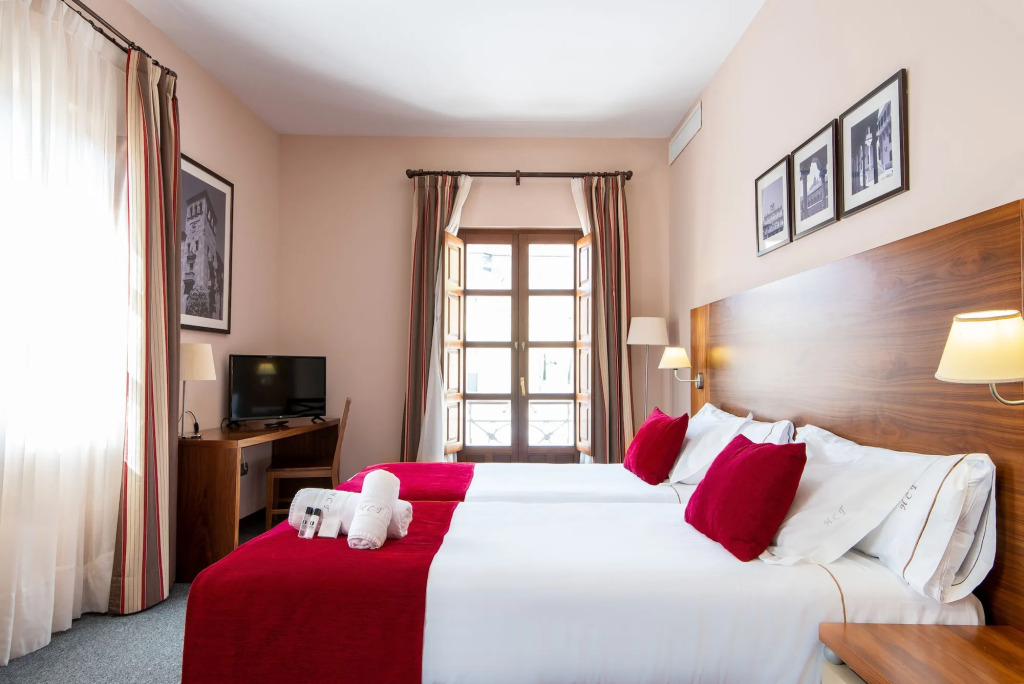 Hospedium Hotel Casino Del Tormes