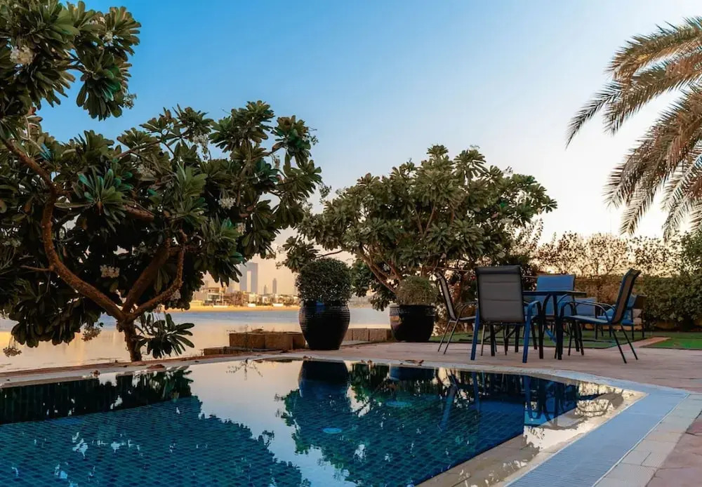 Luxury Private Pool Villa w Pvt Beach on Palm