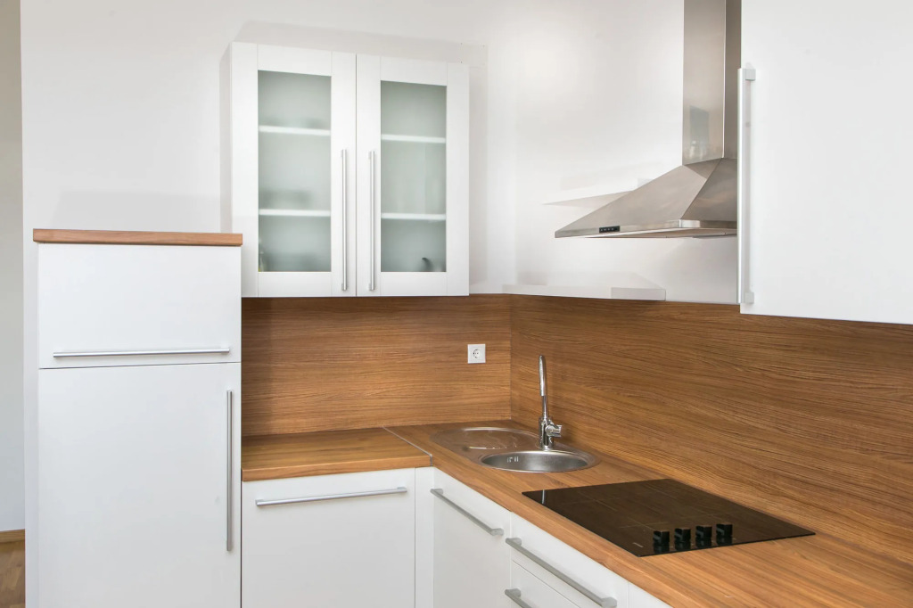 Apartments Kula