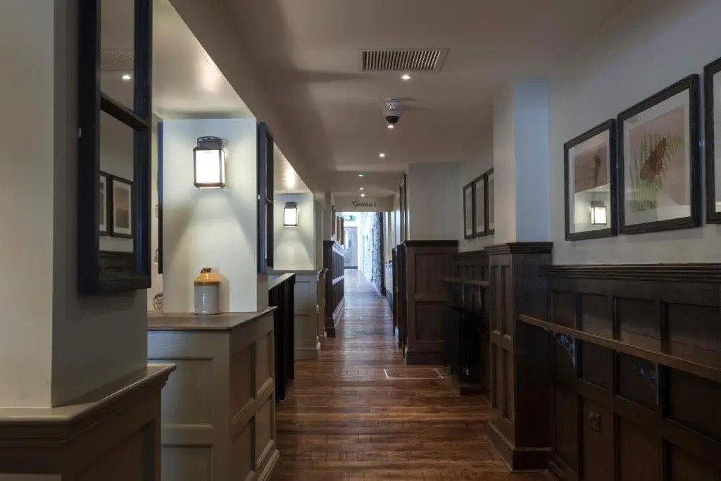The White Hart Hotel
