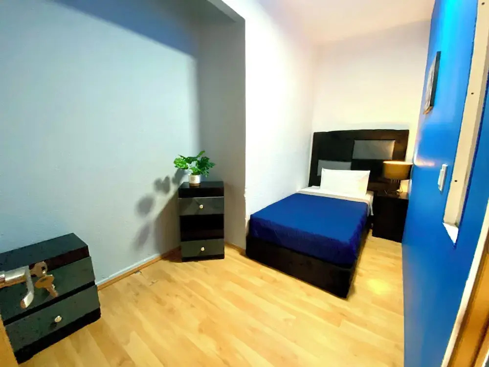 RMS Hostal - WTC