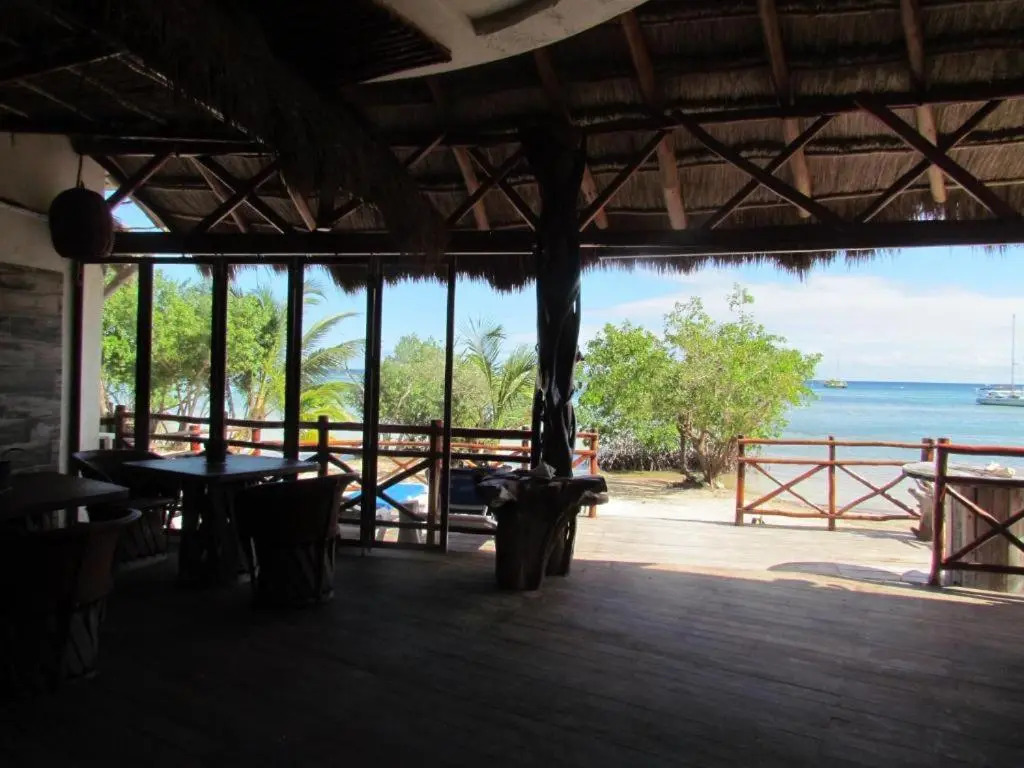 Porto Coral Hotel & Suites