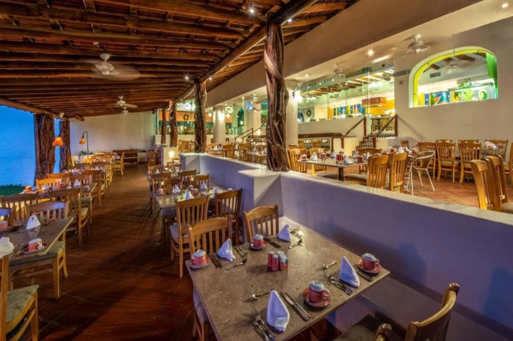 Park Royal Beach Ixtapa - All Inclusive