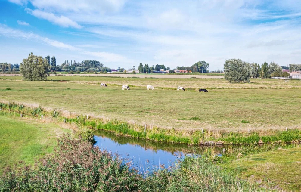 Awesome Home In Diksmuide With Wifi