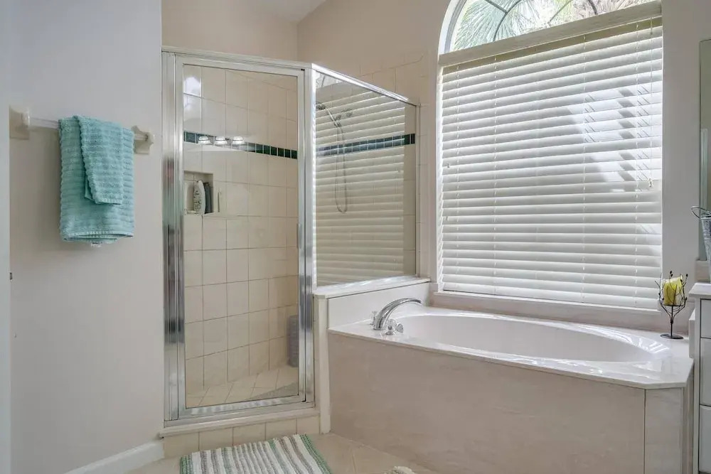 16444 Crown Arbor Way