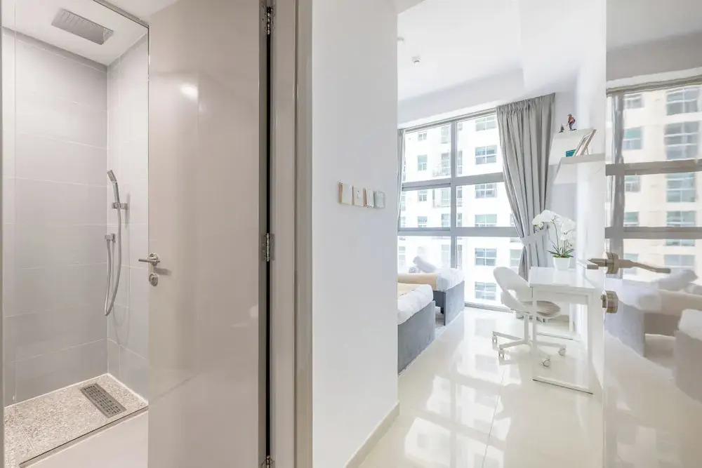 Waterfront 3BR with Marina View at DEC