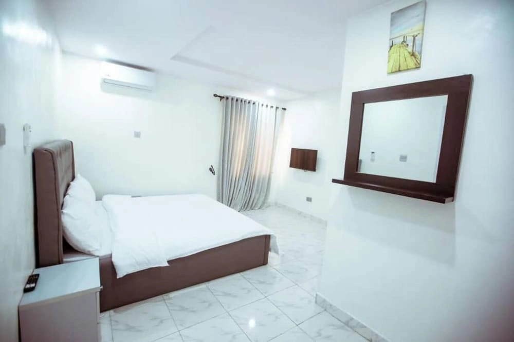Immaculate 1-bed Apartment in Lagos