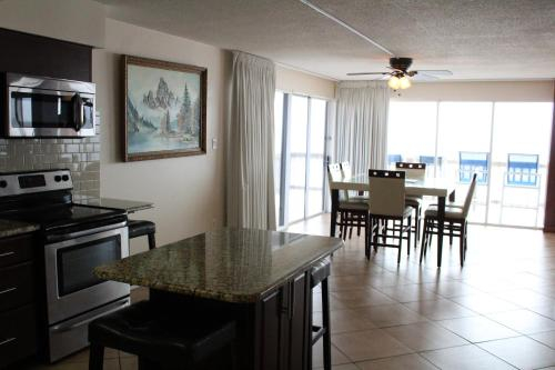 Island House Condominiums