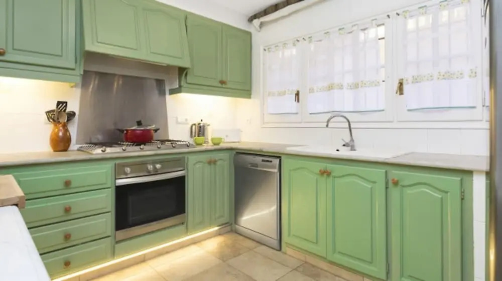 Apartment - 4 Bedrooms with Pool - 107696