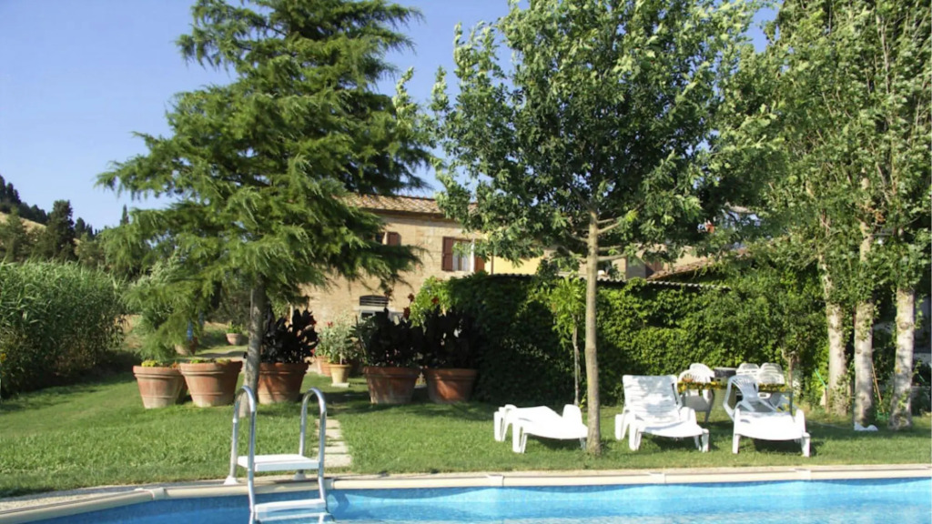 Casalunga Beautiful Farmhouse With Swimming Pool and Garden-casalunga