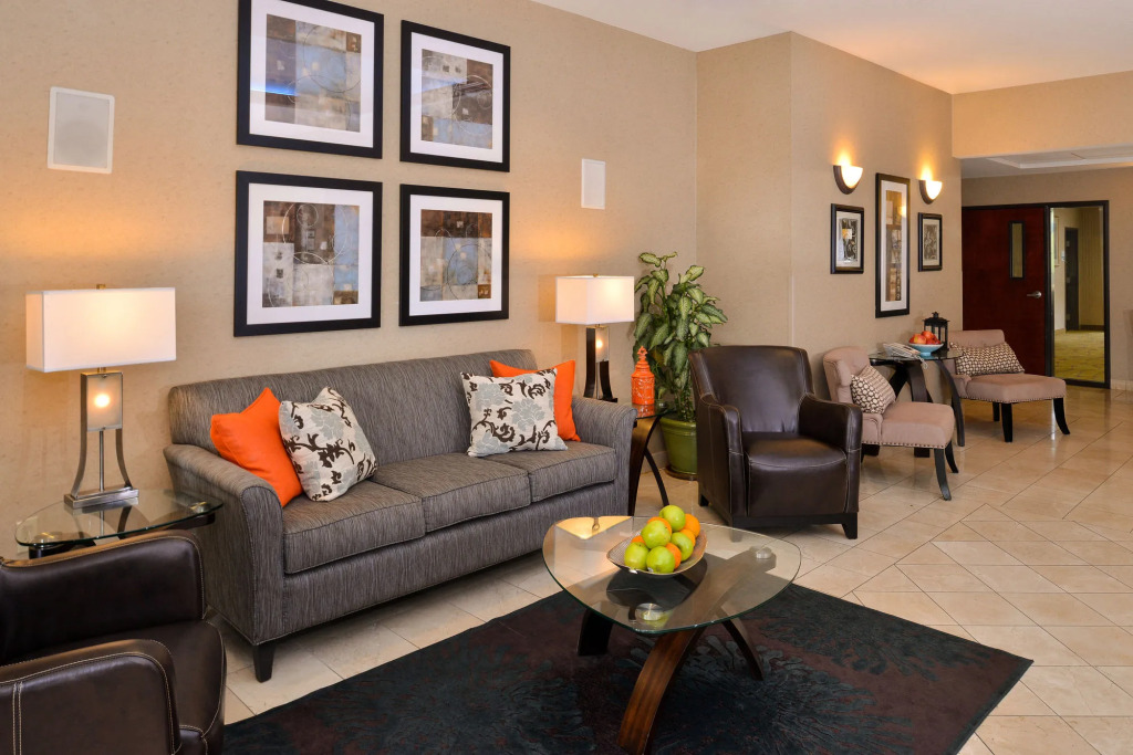 Holiday Inn Express & Suites Albany by IHG