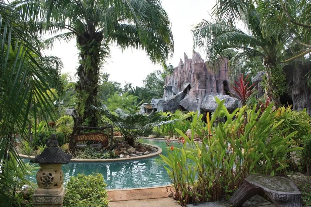 Nattha Waree Hot Spring Resort and Spa