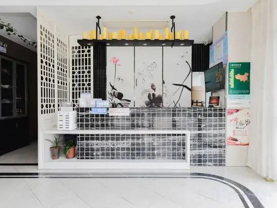 Qingmu Hotel (Nanjing Pukou Tianruncheng Subway Station)