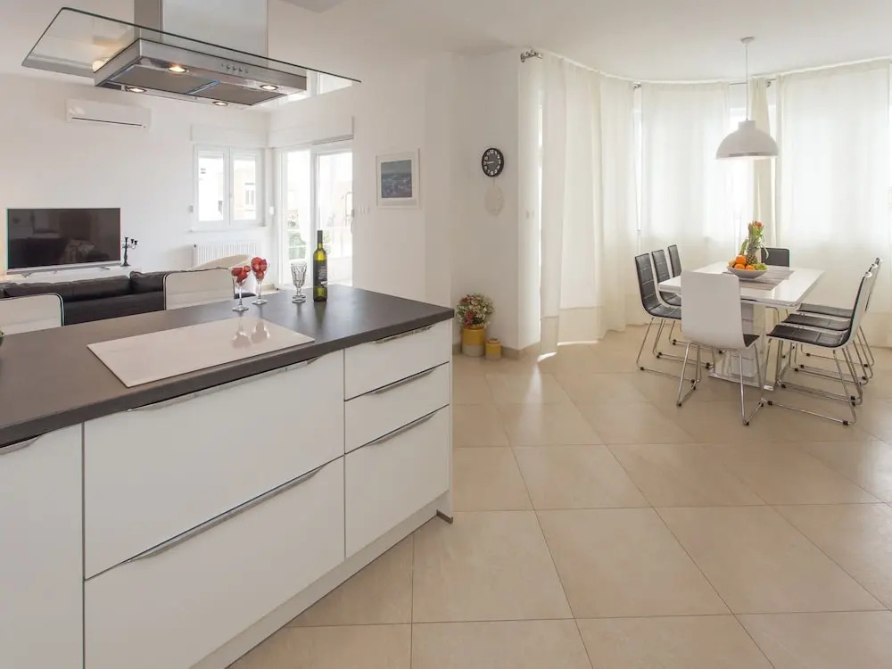 Spacious Villa in Vodice With Pool