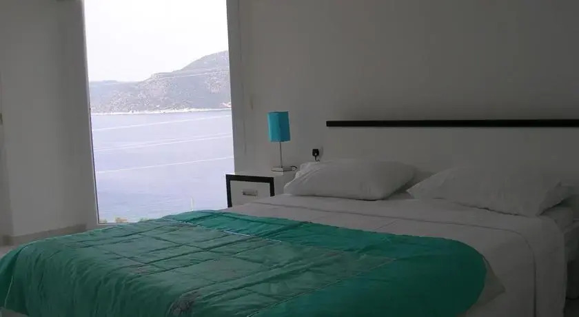 Villa Keros