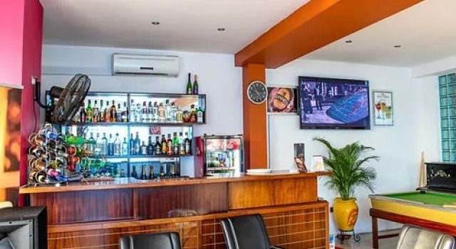 Maxlot Hotel