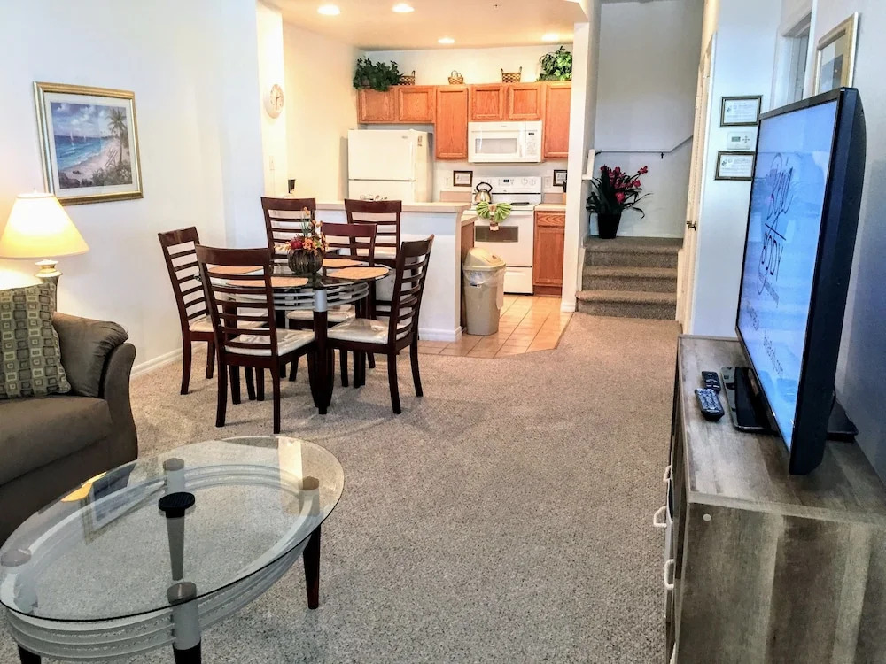 1391-49846 - 3 Bedroom Townhome