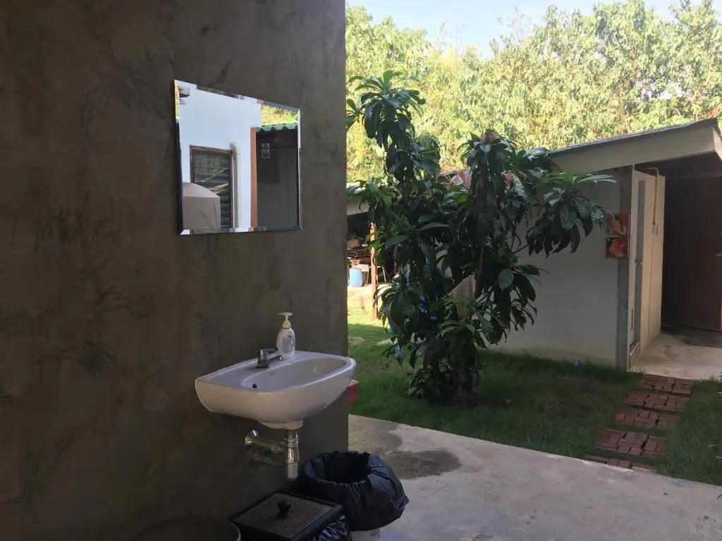 Mina Homestay Sai Yok