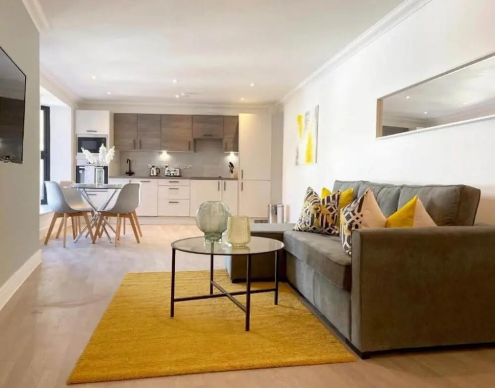 Modern & Stylish 2 Bedroom 2 Bath Apartments in Rochester