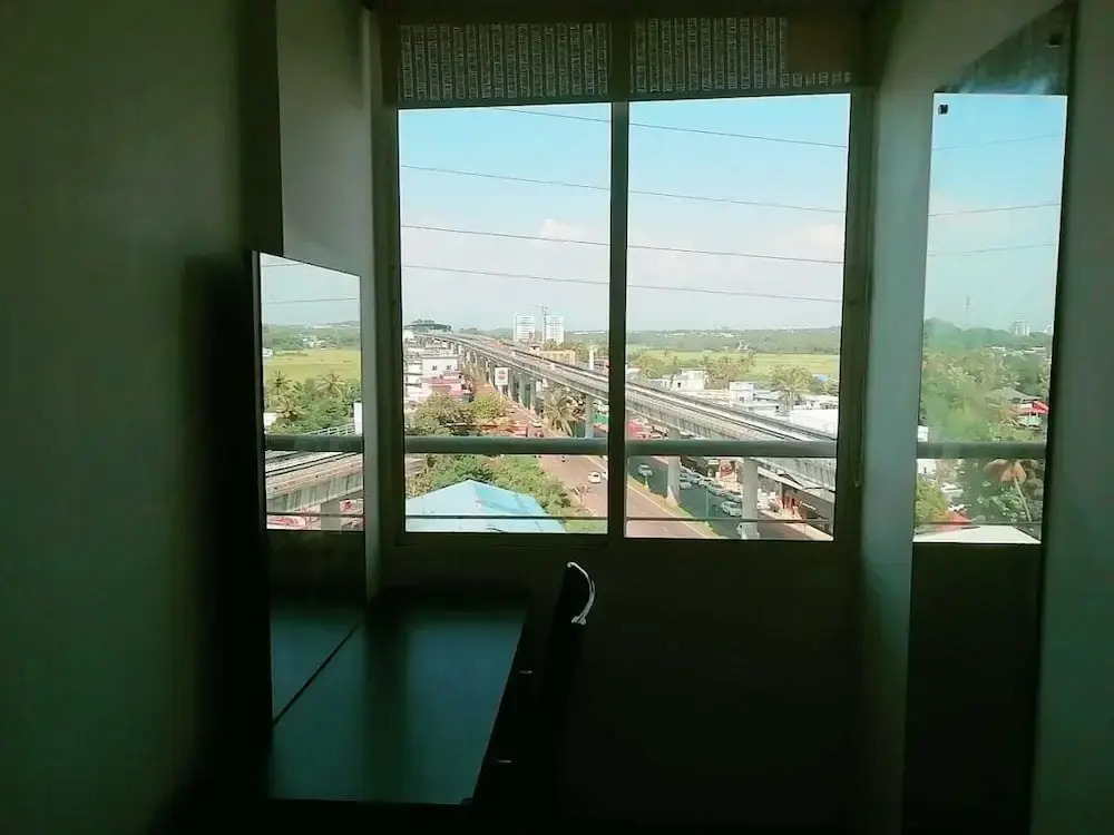 EZ Suites