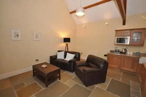 Molesworth Barn