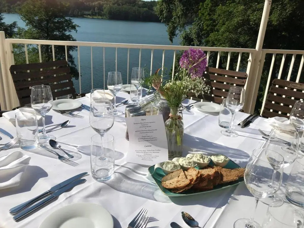 Strandhotel Vier Jahreszeiten Buckow