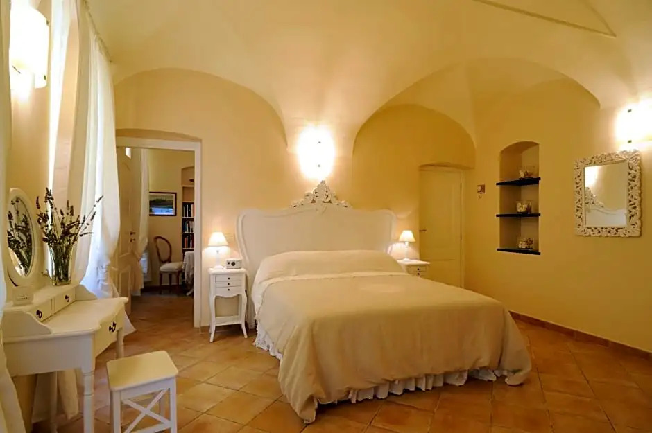 B&B Corallini