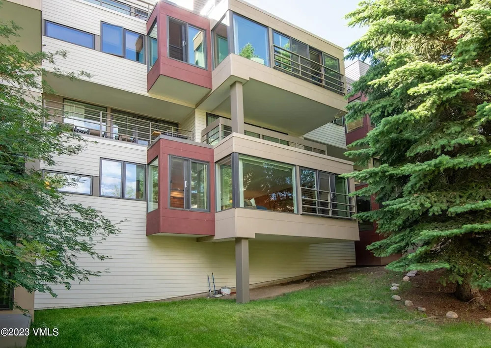 Simba Run 2308 2 Bedroom Condo by RedAwning