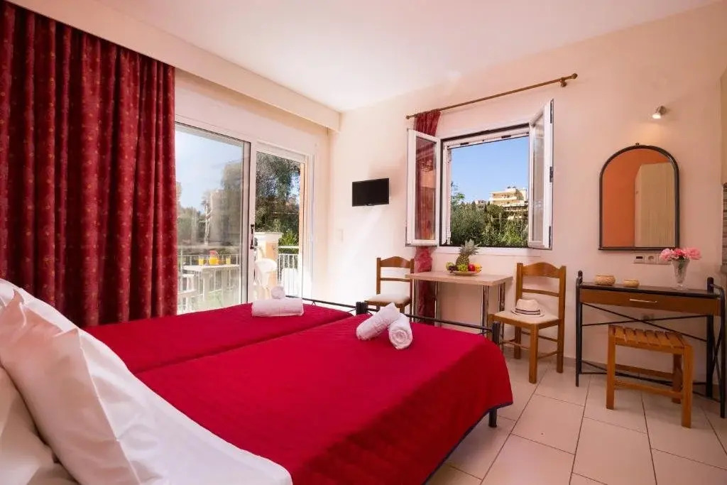 Odysseus Apartments