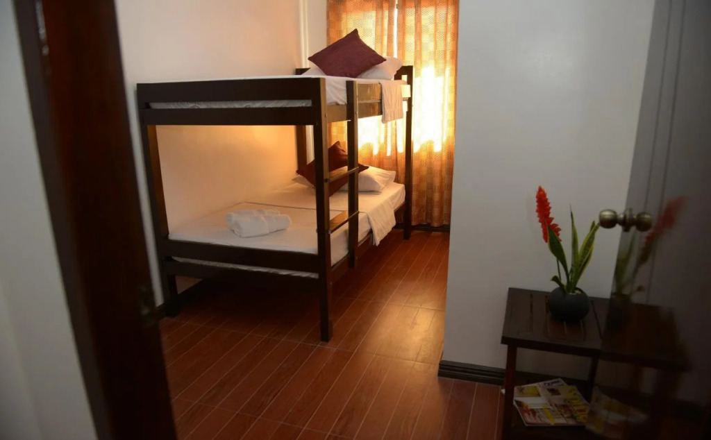 Globetrotter Inn - Palawan Inc