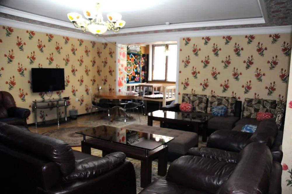 Hostel Artanor