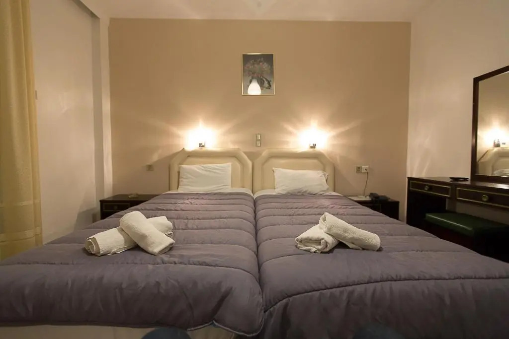 Flisvos Rooms