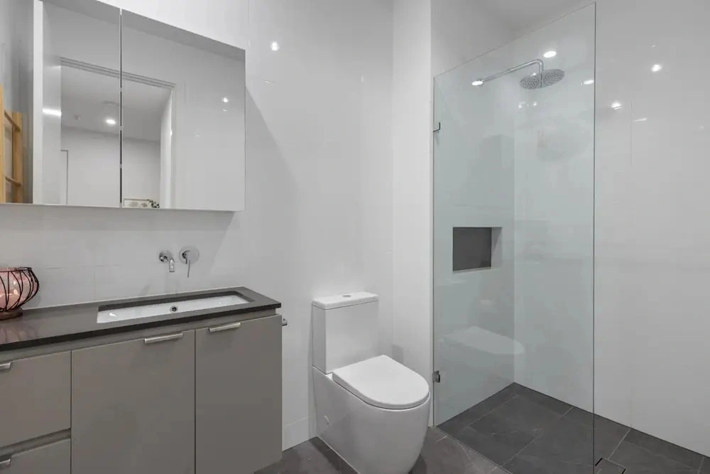 Stylish 3-bed Townhouse Near City Fringe