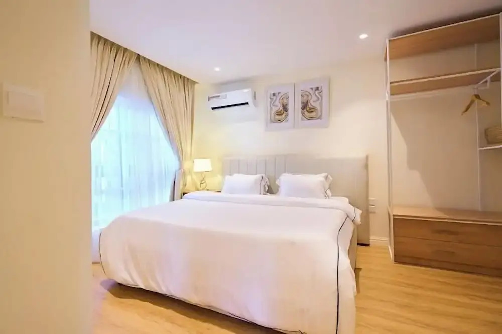 Stone House Apartment