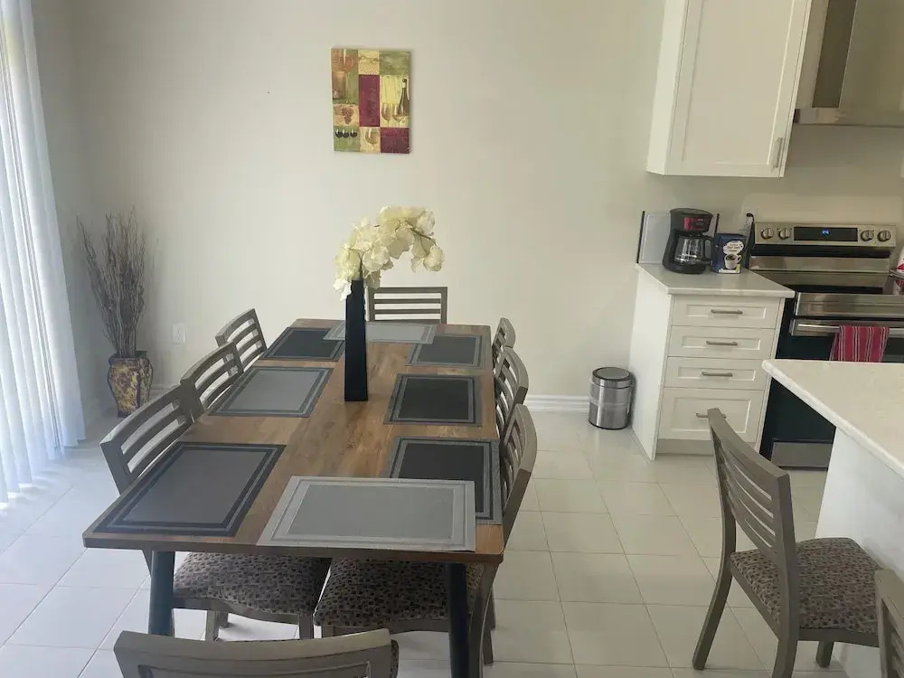 Brand New 3 Bedroom Home in West Niagara