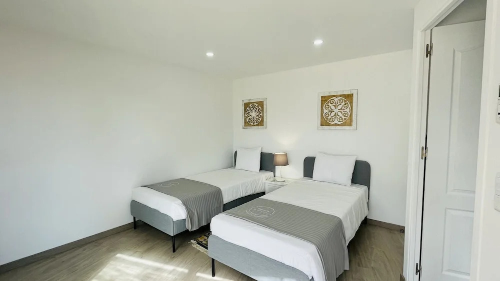Strip - Private Pool - 12 Guests - Albufeira