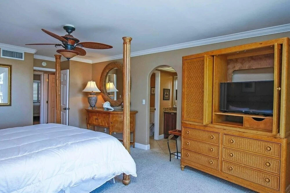 Sundial O405 2 Bedroom Condo