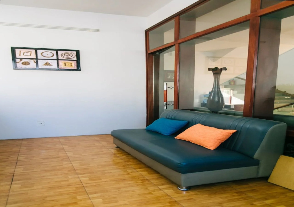 Meraki Villa Hostel