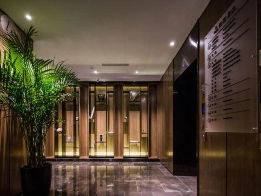 Baiwei Hotel (Zhengzhou CBD Exhibition Center)