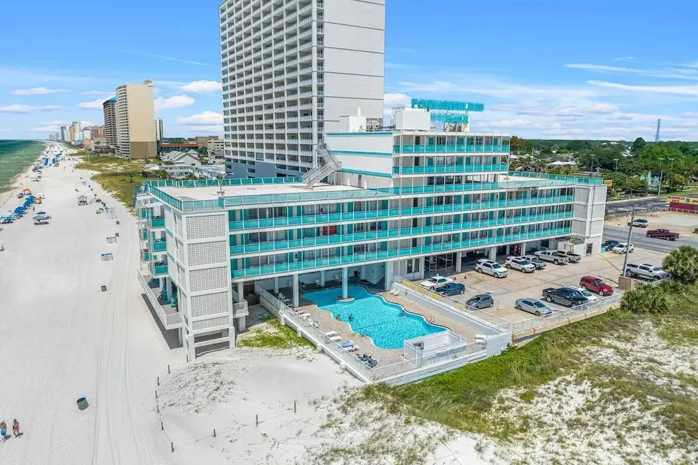 Fontainebleau 706 by Avantstay Beachfront+views