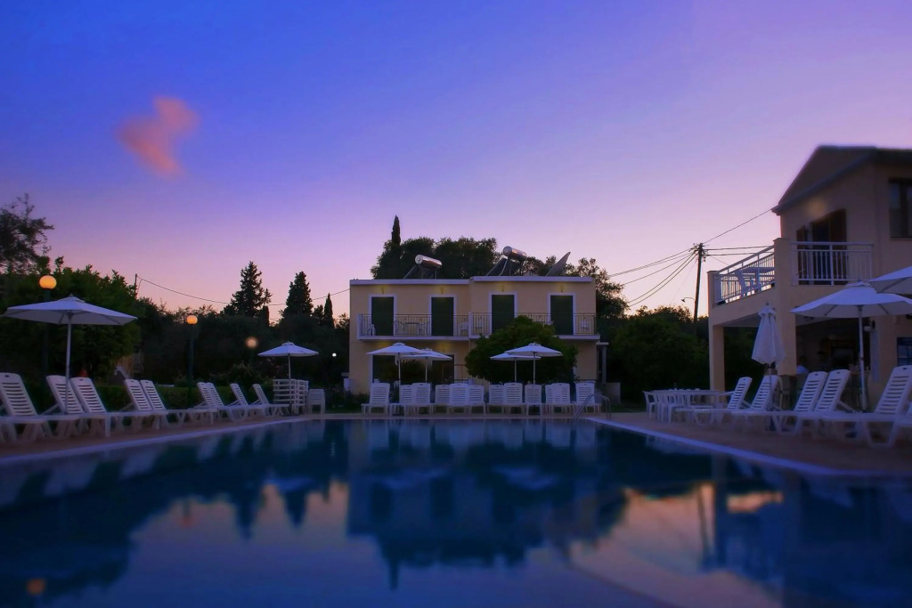 Yianetta Hotel & Suites